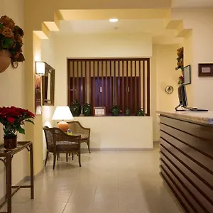 Riviera Hotel